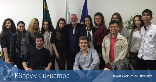 Ученици управляваха община Силистра за един ден