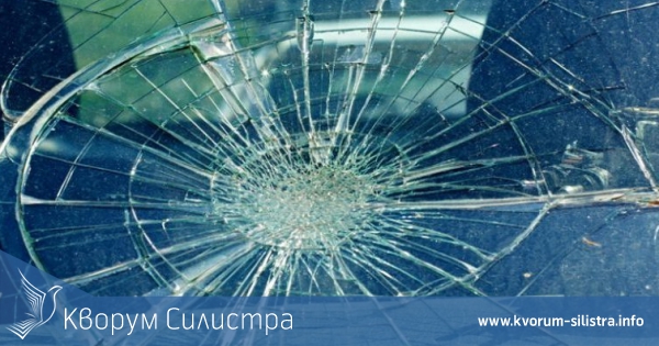 Направиха на сол стъклата на паркиран автомобил в областния град