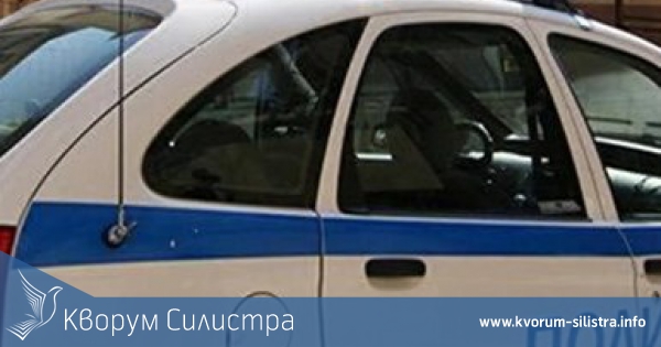 Рецидивист открадна кола, кара я без книжка и катастрофира