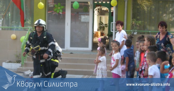 Учебна евакуация направиха пожарникари в силистренска детска градина