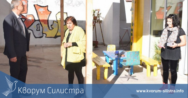 Областният управител на Силистра посети адресите на две социални услуги на местно НПО