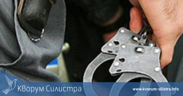 Хванаха 18-годишен силистренец 0.7 грама канабис