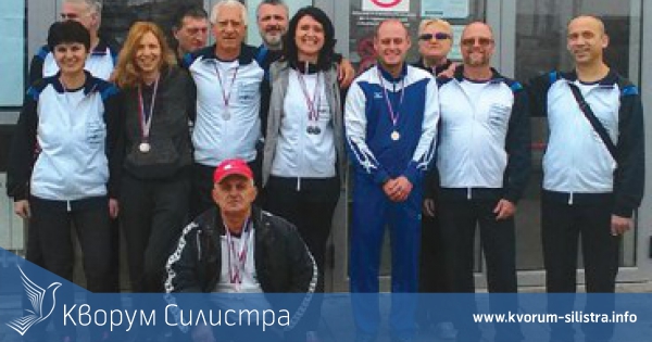 Куп медали за плувците ветерани на Силистра