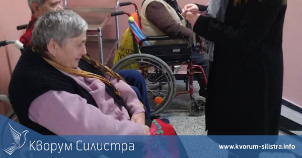 Младежи от ГЕРБ-Силистра зарадваха обитателите на домовете за възрастни хора по повод 1 март