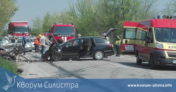 Силистренец пострада в катастрофа между трактор и три коли