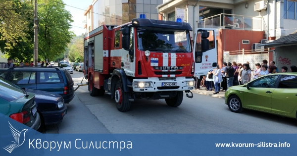 130 работнички бяха евакуирани след избухнал "пожар" в шивашка фирма в Силистра