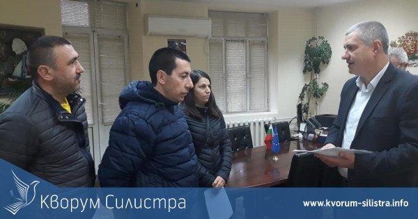 Областният управител на Силистра Ивелин Статев прие представители на протестиращите в областния град