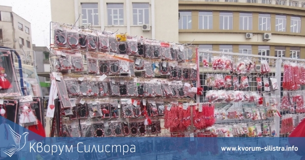 Базарът на мартеничките в Силистра тази година ще е на площад "Свобода"