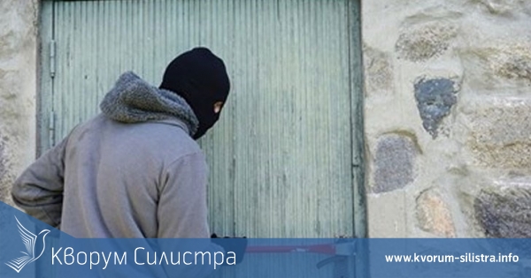 Телевизор и злато откраднаха от къща в Нова Черна