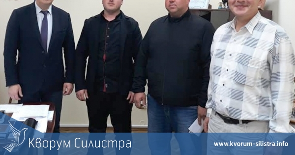 Работна среща при областния управител с представители на тютюнопроизводителите от региона