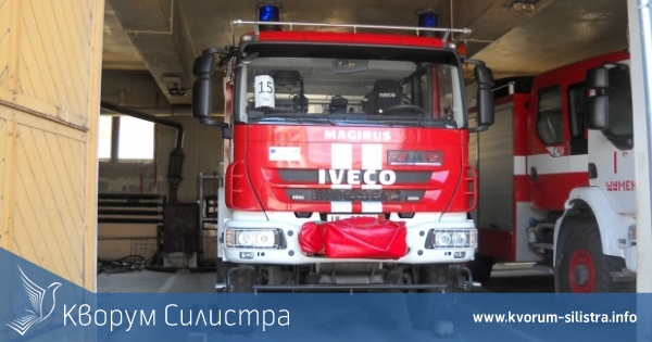 Три къщи, в краен квартал, пострадаха сериозно при пожар в Силистра