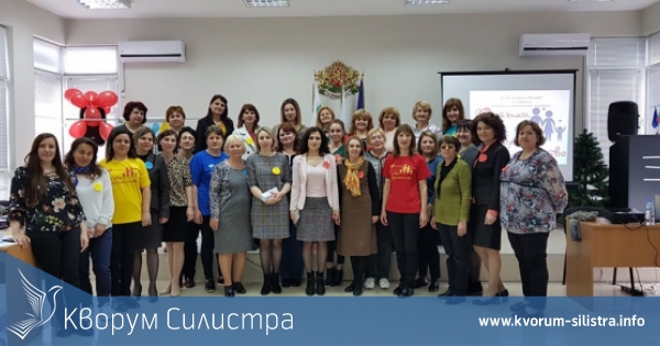 В Главиница бе проведена квалификация "Учители обучават учители" под формата на тренинг "Пет стъпки за добро родителство"