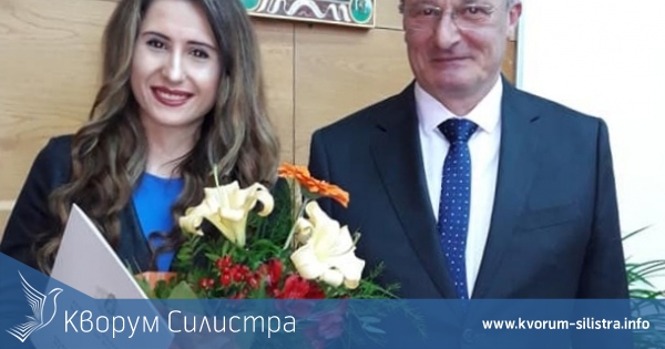 Студентка отличничка на випуска във Филиал Силистра стана носител на наградата на областния управител