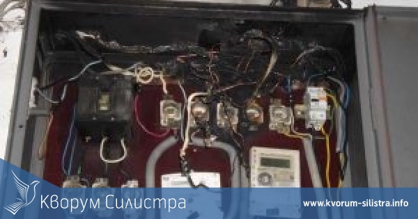 Ел.табло на електрически стълб в село Калипетрово направи късо съединение