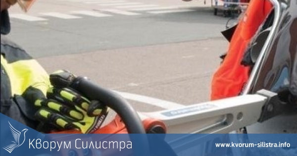 Пожарникари спасиха 11-годишно момче, заклещило крака си в метална решетка