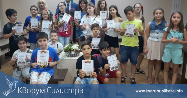 Членове на Клуб "Театър и приключения" бяха на гости на областния управител на Силистра