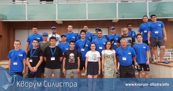 Ученици от Професионална гимназия по механотехника "Вл. Комаров" бяха на практика в Испания