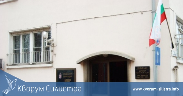 Двама мъже от силистренското село Бабук са задържани за сводничество и пране на пари