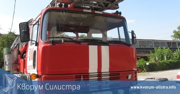 2-годишно силистренче се заключи в апартамент, огнеборци влязоха през терасата на третия етаж