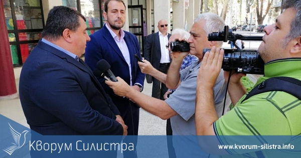 Шефът на Изпълнителната агенция по лозата и виното заедно със заместник-министъра Чавдар Маринов обсъдиха проблемите на бранша в Силистра