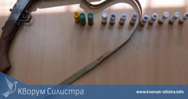 Пенсионер се разхожда с незаконна пушка в силистренско село