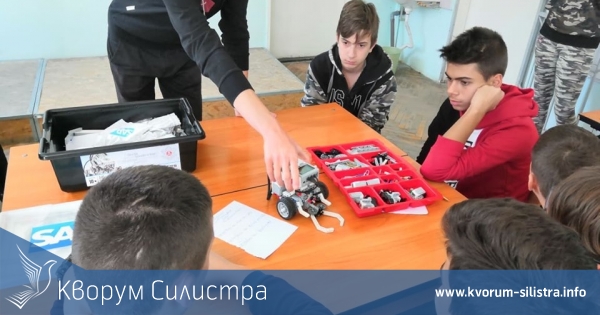 Силистренско училище се включи в Европейската седмица на програмирането