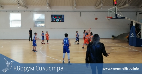 Продължи победната серия на баскетболния Доростол