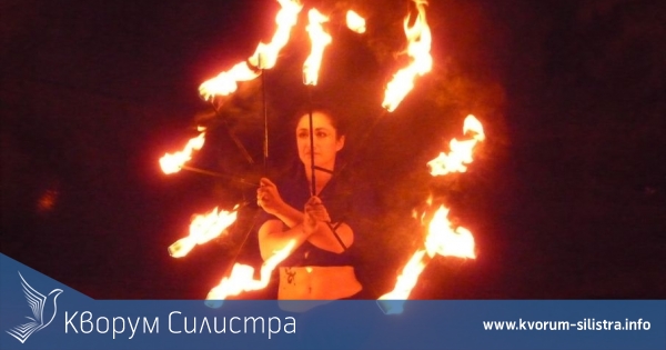 С огнено шоу ще запалят коледно - новогодишните светлини на Силистра