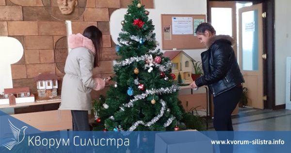 Коледен базар в ПГС "П. Пенев"