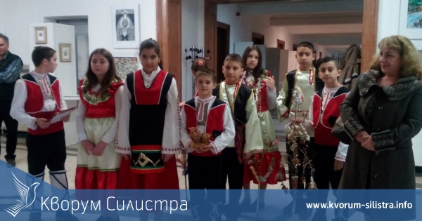 Неизвестна коледарска молитва са открили и възстановили деца от силистренското село Средище