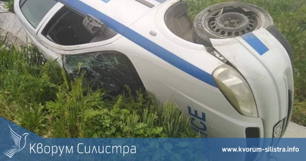 При съседите: Патрулка бе засечена до Добрич и се обърна в канавката