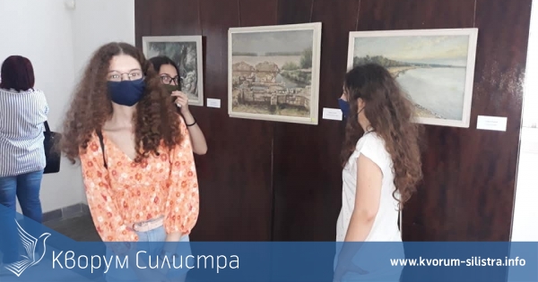 В Силистра представиха изложба с близо 40 творби свързани с река Дунав