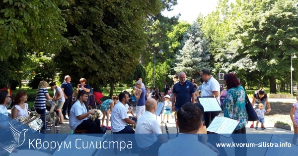 Градският духов оркестър в Силистра е вече с нови инструменти