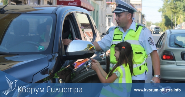 Деца и пътни полицаи в Тутракан със съвместна инициатива по пътна безопасност
