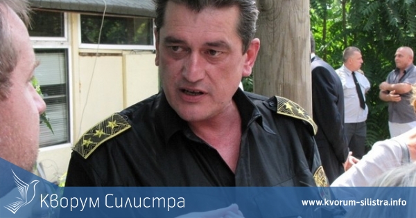 Николай Николов, ГДПБЗН: На ферибота при Силистра на румънска територия наши екипи гасят запалил се ТИР, превозващ дървени въглища