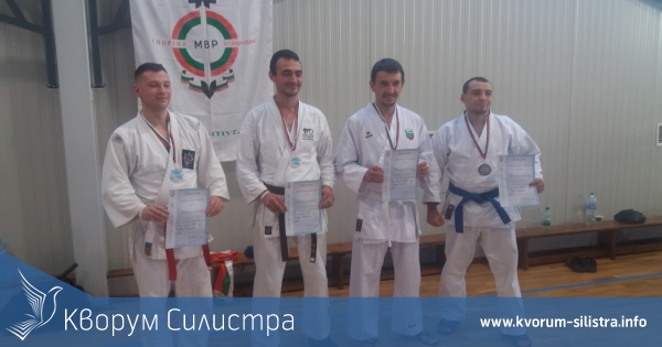 Силистренски полицай с бронзов медал от състезание по карате