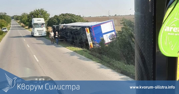 Тир се обърна на пътя Силистра - Алфатар