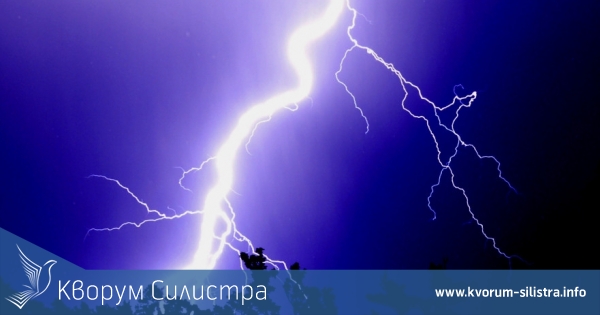 Мълния и късо съединение предизвикаха пожари изпепели селскостопански постройки и фураж