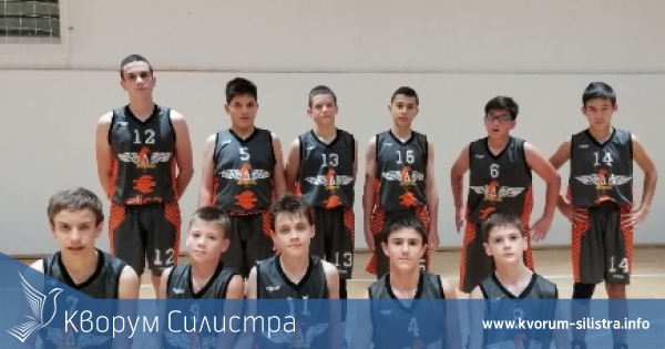 Момчетата до 14 години на БК "Доростол" стартираха първенството с две разгромни победи