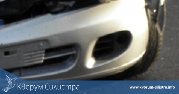Трима младежи са в болница след като БМВ се блъсна в бетонна стена