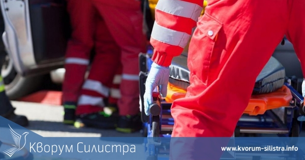 Силистренски "СЕАТ" се преобърна, след като бе ударен челно до Русе