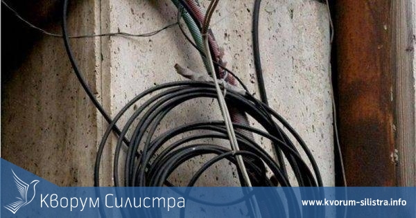Крадец на ток прокара 40-метров кабел до къщата на съседите си
