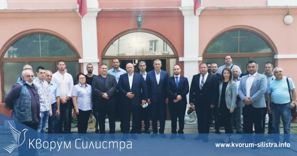 С тържествен водосвет коалиция ГЕРБ-СДС откри предизборната кампания в Силистра