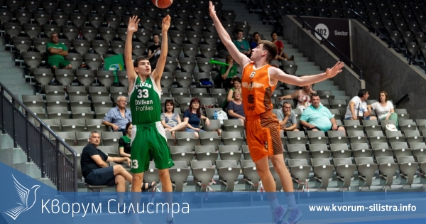 Доростол падна от Балкан, но погледна уверено към титлата