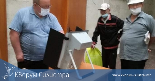 РИК-Силистра продължава демонстрациите за гласуване с машини