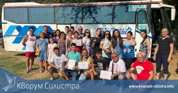 Самодейци от читалище "Родолюбие" в Айдемир с награди от Национален фолклорен събор "Текето 2021"