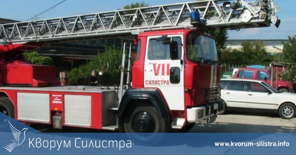 На четири сигнала за пожари се отзоваха силистренските огнеборци