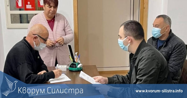 Хората на Слави регистрираха листата си в РИК-Силистра