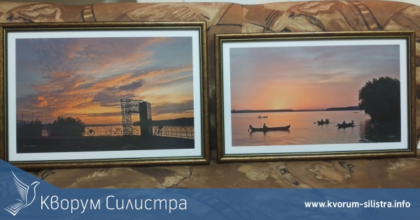 Силистренска фотографка дари свои снимки на пловдивско читалище