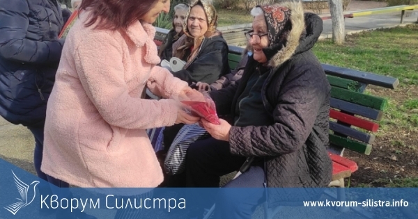 Потребители от силистренско НПО зарадваха дамите от старческия дом в Айдемир